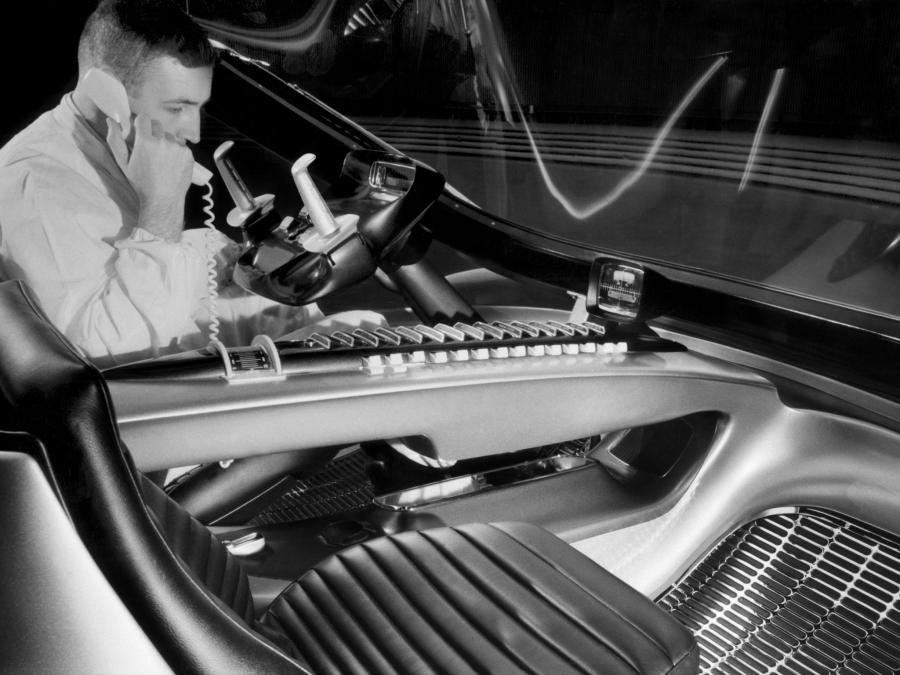  GM Bison Concept Car 1964 года  (фото 3 из 3)